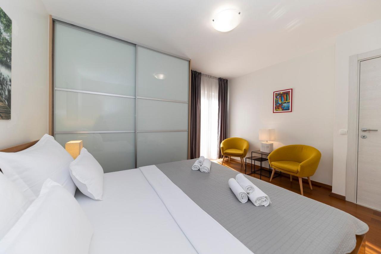 Joy 1 Apartment Новаля Екстер'єр фото