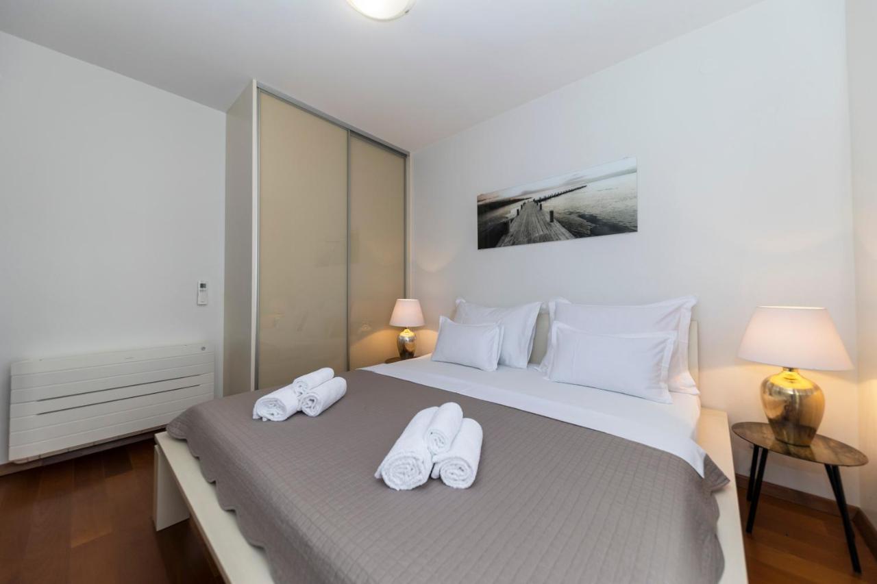 Joy 1 Apartment Новаля Екстер'єр фото