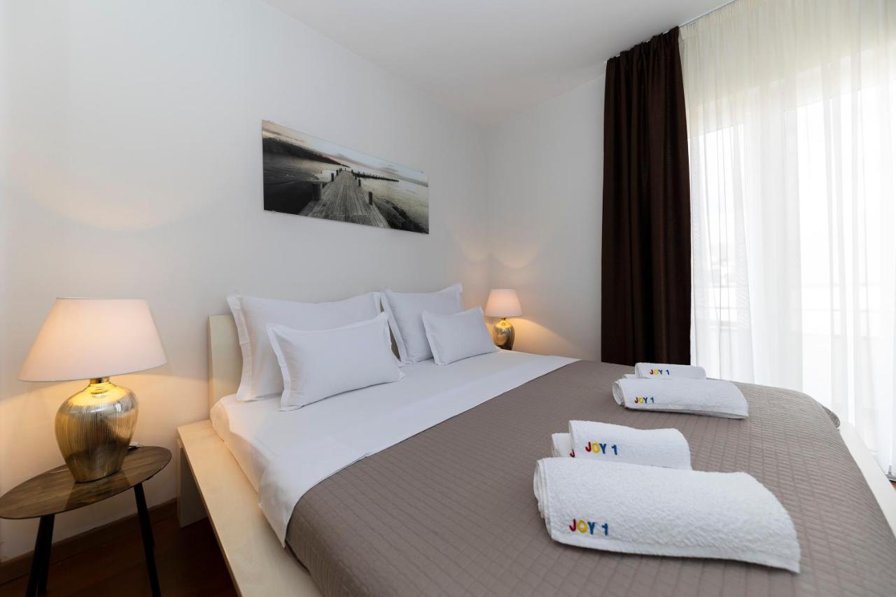 Joy 1 Apartment Новаля Екстер'єр фото